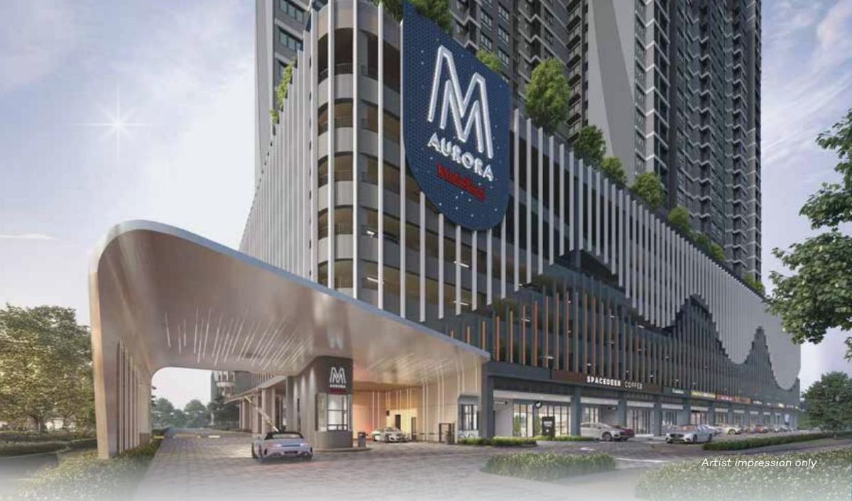 M Aurora grand entrance